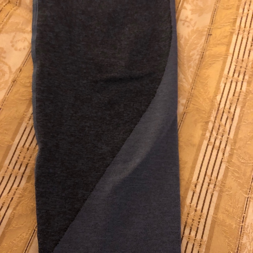 Pink  leggings 2 shades of blue small petite